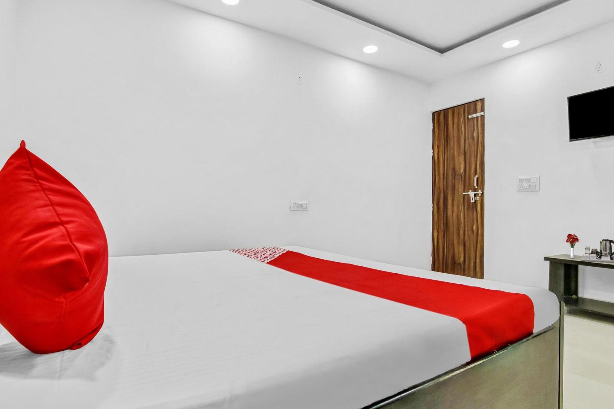 Flagship Hotel Secret Mirage Near Rithala Metro Station New Delhi Ngoại thất bức ảnh