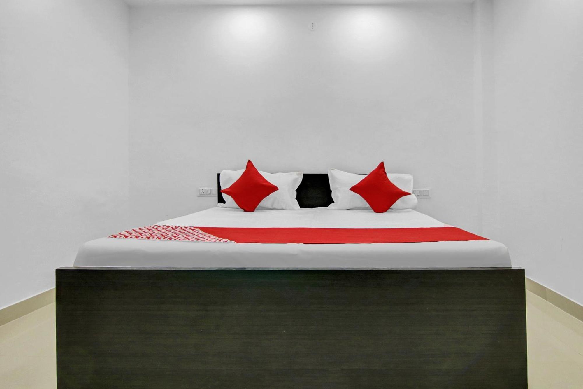 Flagship Hotel Secret Mirage Near Rithala Metro Station New Delhi Ngoại thất bức ảnh
